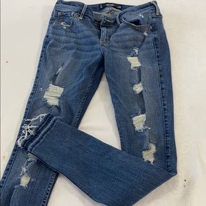 Hollister Super skinny jeans size 7 / 28-worn once
